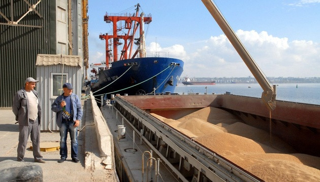 Nga xem xét lại thoả thuận xuất khẩu ngũ cốc, giá lúa mỳ bật tăng phi mã 