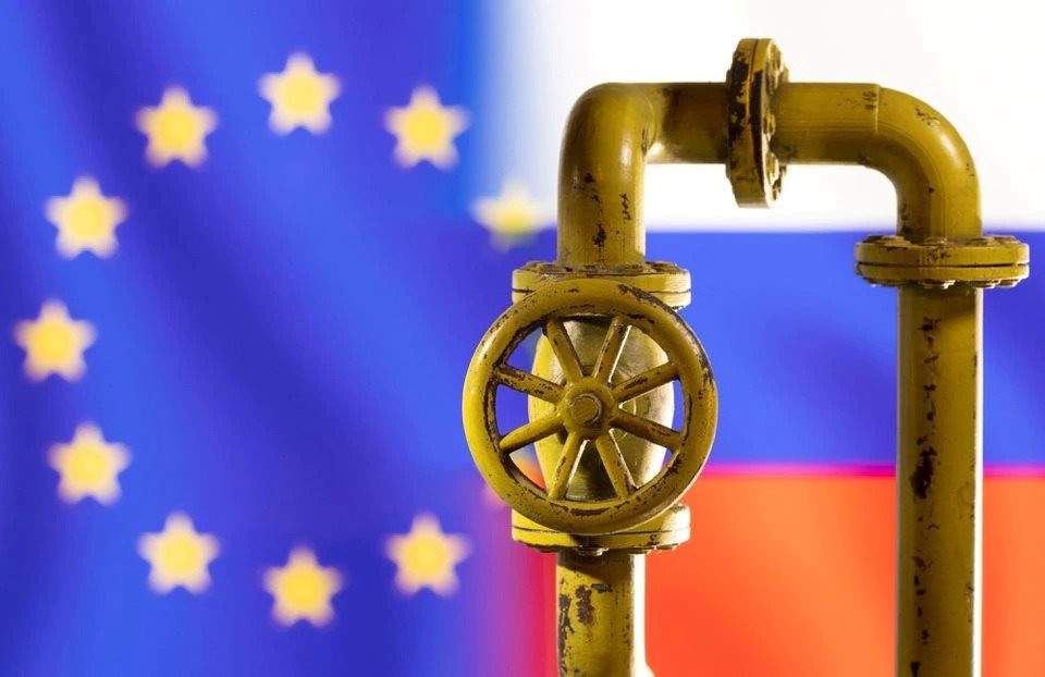 Lệnh áp giá trần của châu Âu ảnh hưởng như thế nào đến dầu Nga?