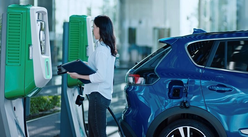 Mua xe điện kèm pin được hưởng lợi tiết kiệm hơn 4 lần xe xăng